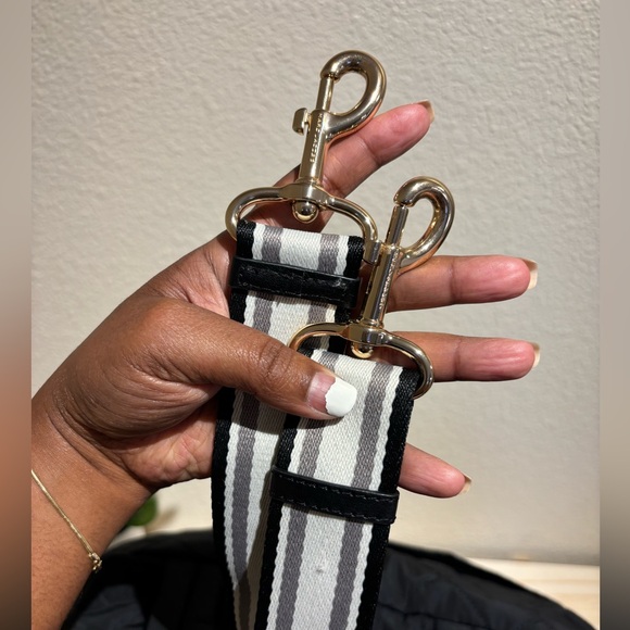 Mark Jacobs Medium Weekender Bag! - Picture 13 of 16